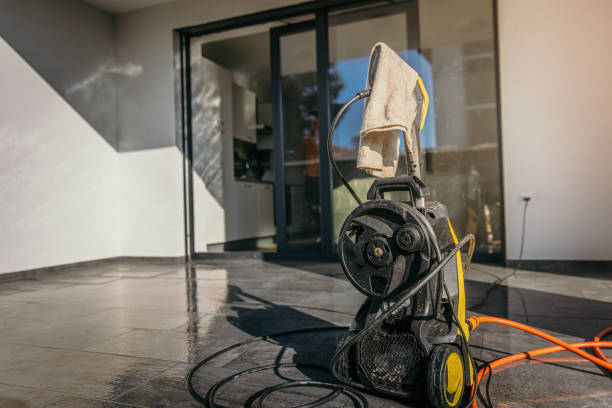 Best Pool Deck Cleaning  in Marysville, MI